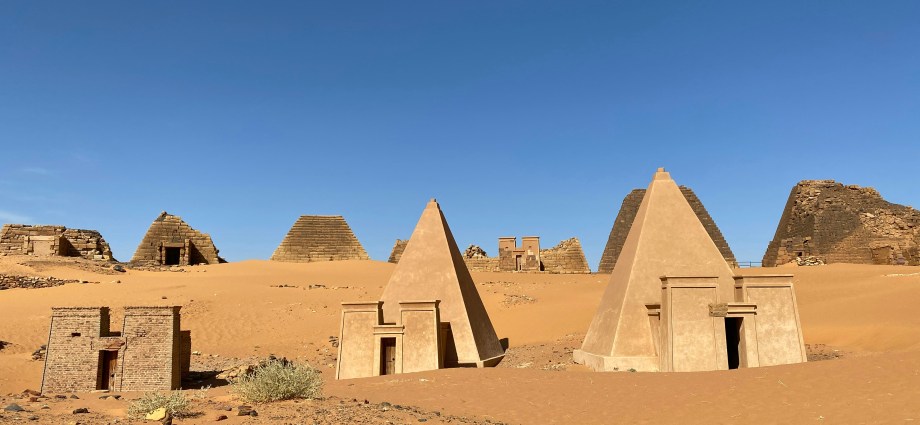 Sudan’s Press Under Siege: Journalists Face Deadly Threats Amid War and Censorship Sudan’s Press Under Siege: Journalists Face Deadly Threats Amid War and Censorship