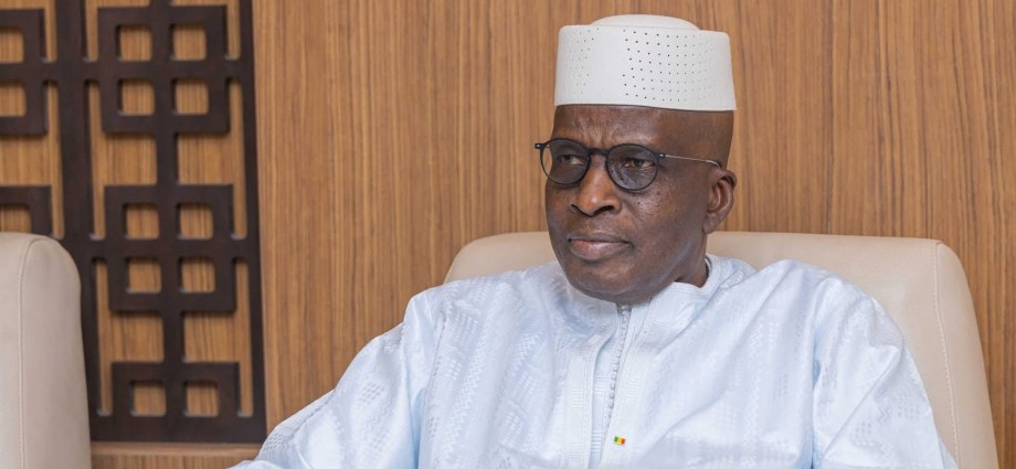 Samba Alhamdou BABY : De vérificateur général à Ambassadeur du Mali au Caire Samba Alhamdou BABY : De vérificateur général à Ambassadeur du Mali au Caire