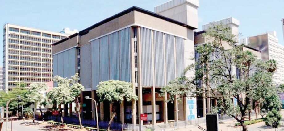 Pending bills, domestic borrowing stymie growth Pending bills, domestic borrowing stymie growth