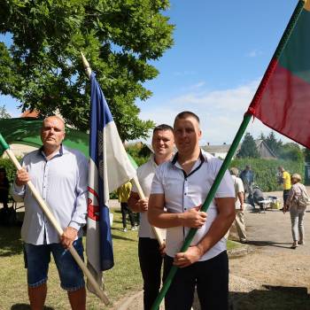 Ėriškių bendruomenės vietos projektas „Stiprybė draugystėje“ Ėriškių bendruomenės vietos projektas „Stiprybė draugystėje“