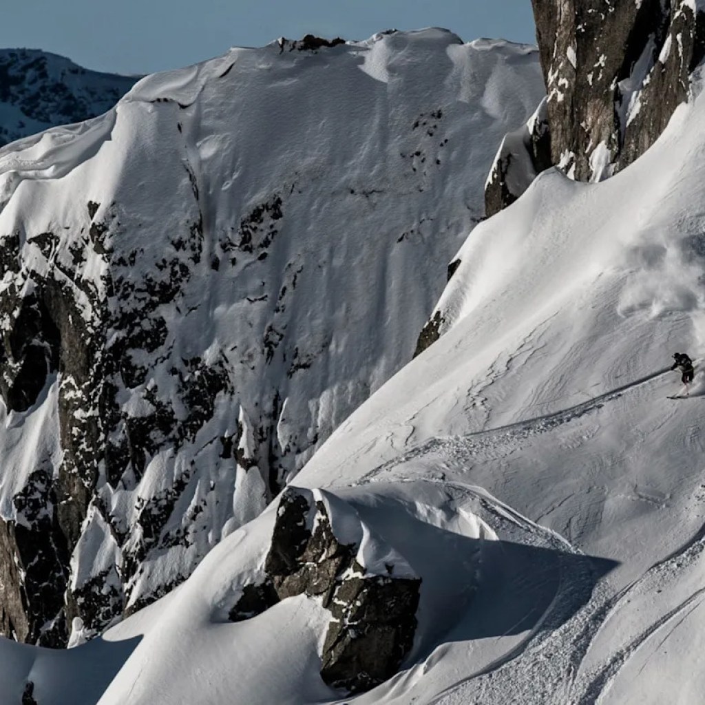 « La montagne ça s’apprend »: faut-il rendre obligatoires les détecteurs de victime d’avalanche? « La montagne ça s’apprend »: faut-il rendre obligatoires les détecteurs de victime d’avalanche?