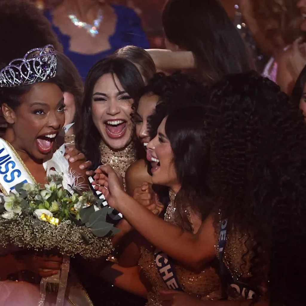 Miss France 2026 : derrière les paillettes, tout n’a jamais été rose en coulisses Miss France 2026 : derrière les paillettes, tout n’a jamais été rose en coulisses