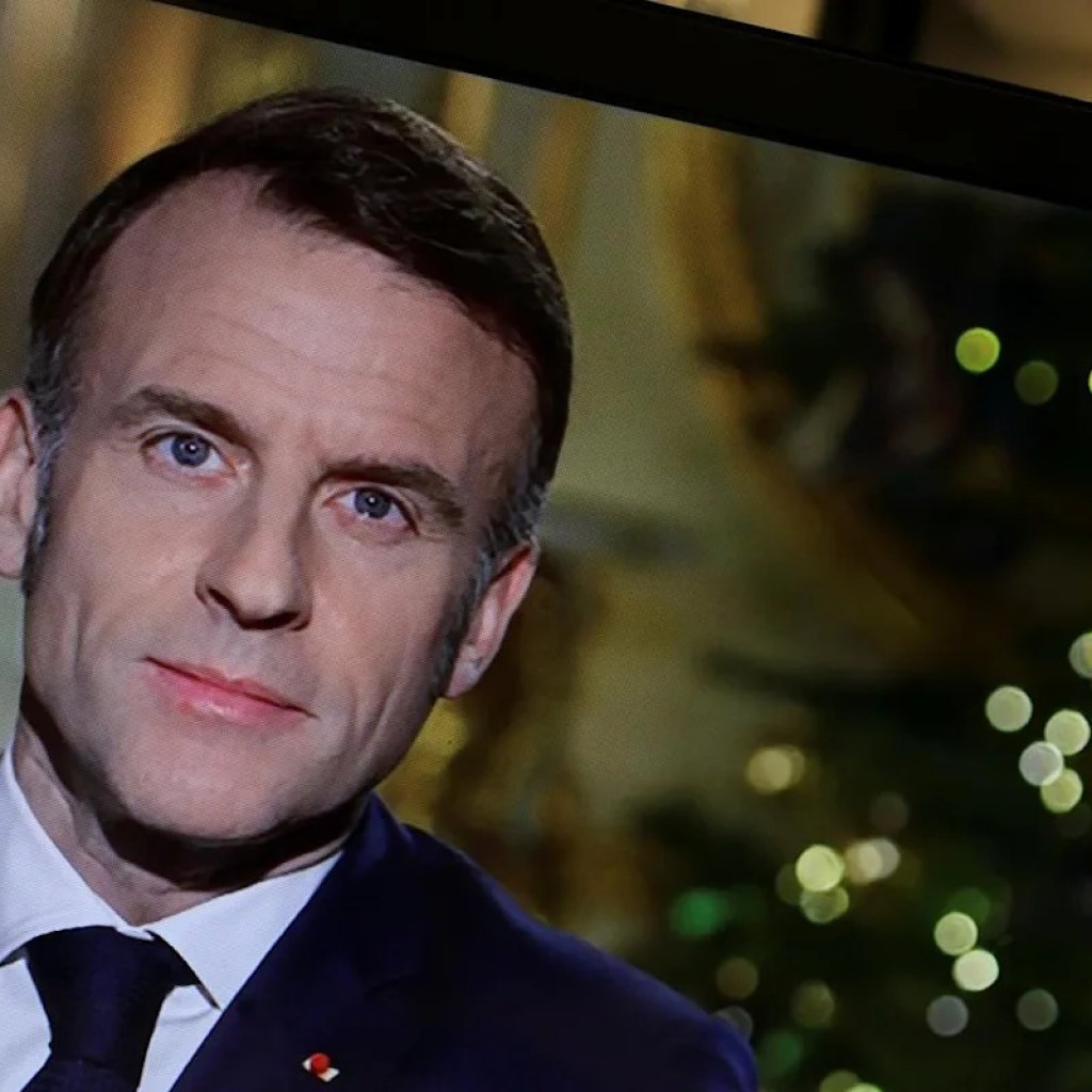 Emmanuel Macron présente aux Français des vœux 2026 au ton “crépusculaire” Emmanuel Macron présente aux Français des vœux 2026 au ton “crépusculaire”