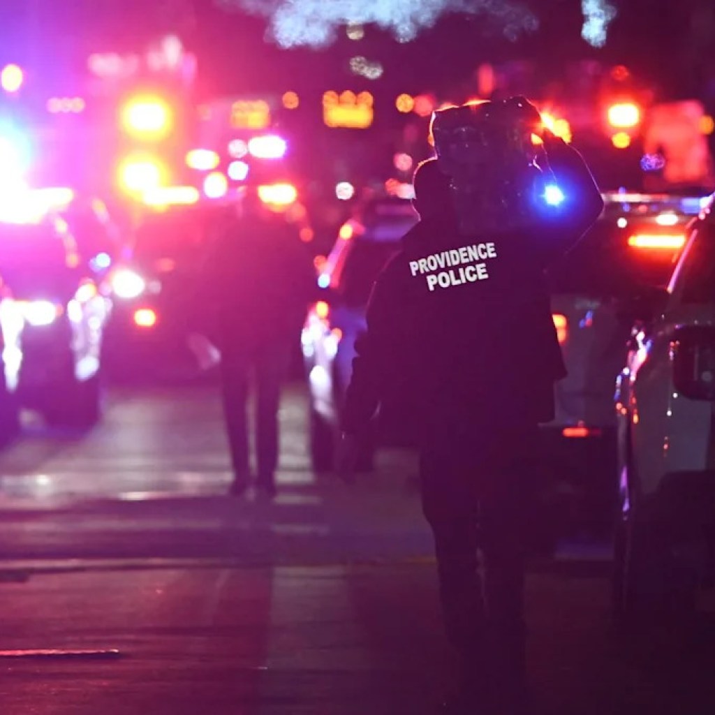 Une fusillade dans la prestigieuse université Brown fait au moins deux morts, une chasse à l’homme en cours Une fusillade dans la prestigieuse université Brown fait au moins deux morts, une chasse à l’homme en cours