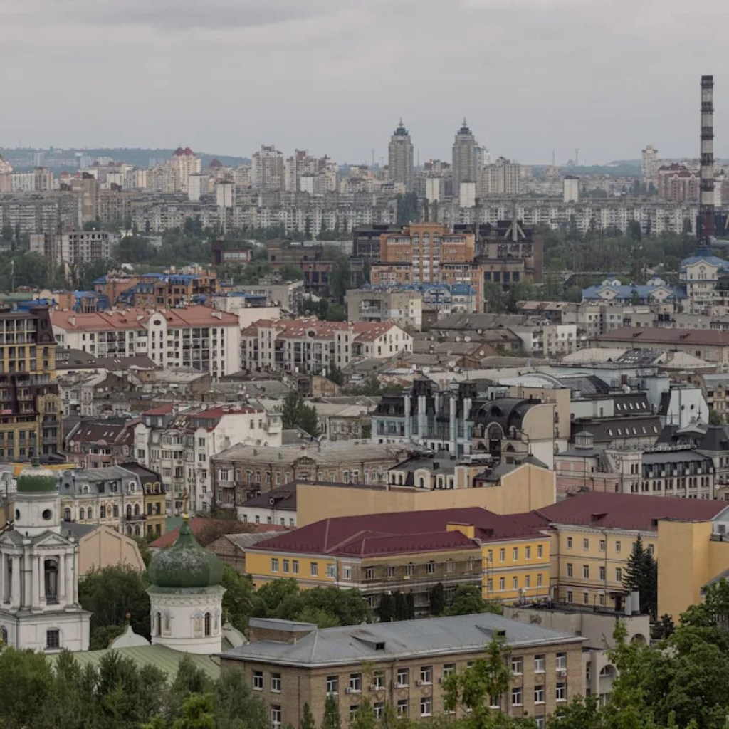 Guerre en Ukraine: une attaque aérienne sur Kiev après l’expiration de la trêve Guerre en Ukraine: une attaque aérienne sur Kiev après l’expiration de la trêve