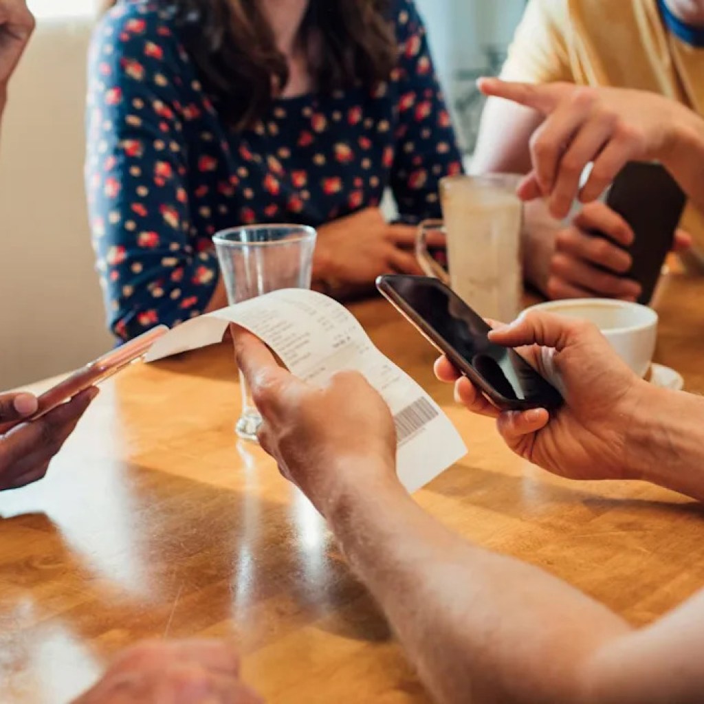 Malgré l’absence de budget, ce coup de pouce aux serveurs et restaurateurs sera bien maintenu en 2026 Malgré l’absence de budget, ce coup de pouce aux serveurs et restaurateurs sera bien maintenu en 2026