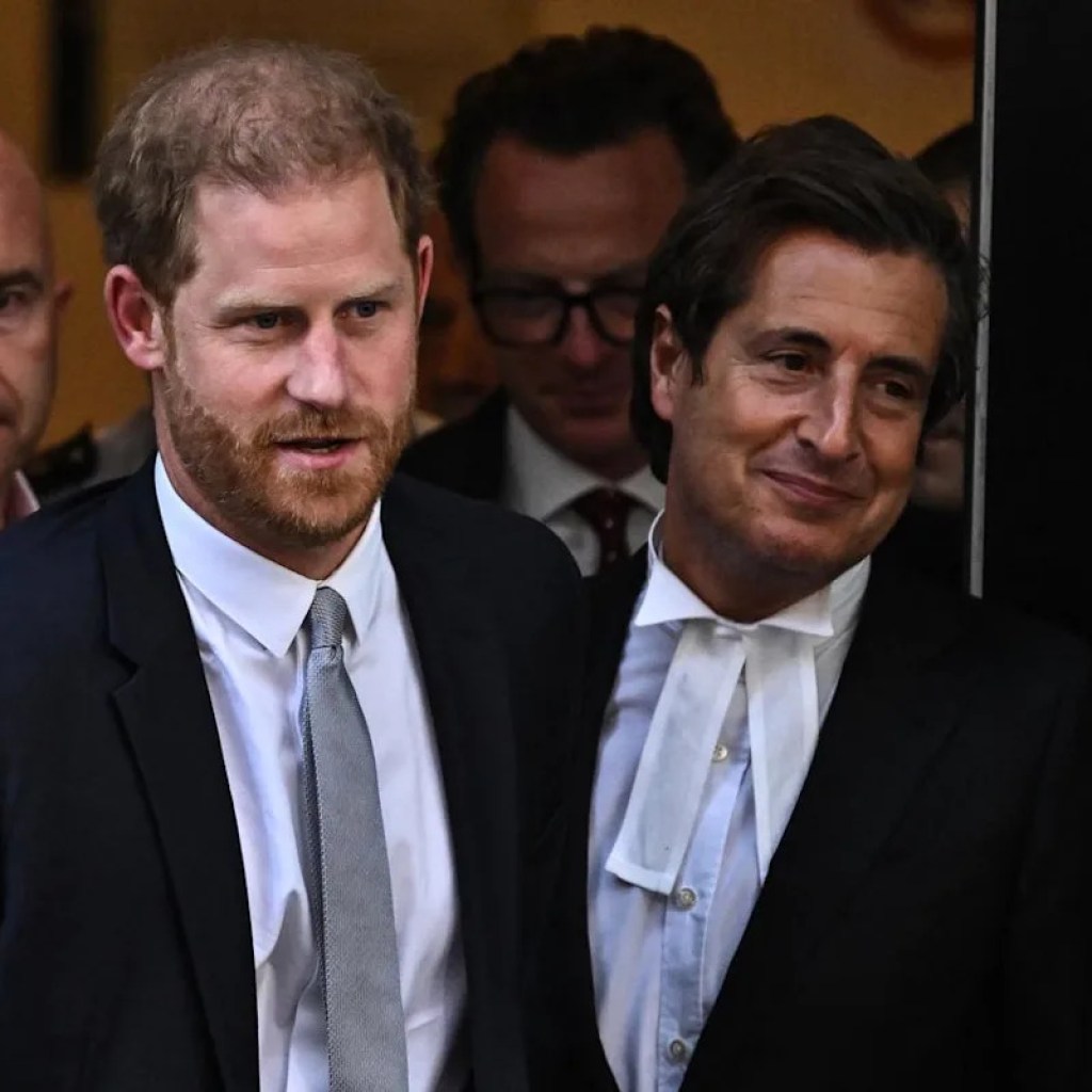 Écoutes, filatures et corruption au cœur du procès qui va opposer le prince Harry au “Daily Mail” Écoutes, filatures et corruption au cœur du procès qui va opposer le prince Harry au “Daily Mail”