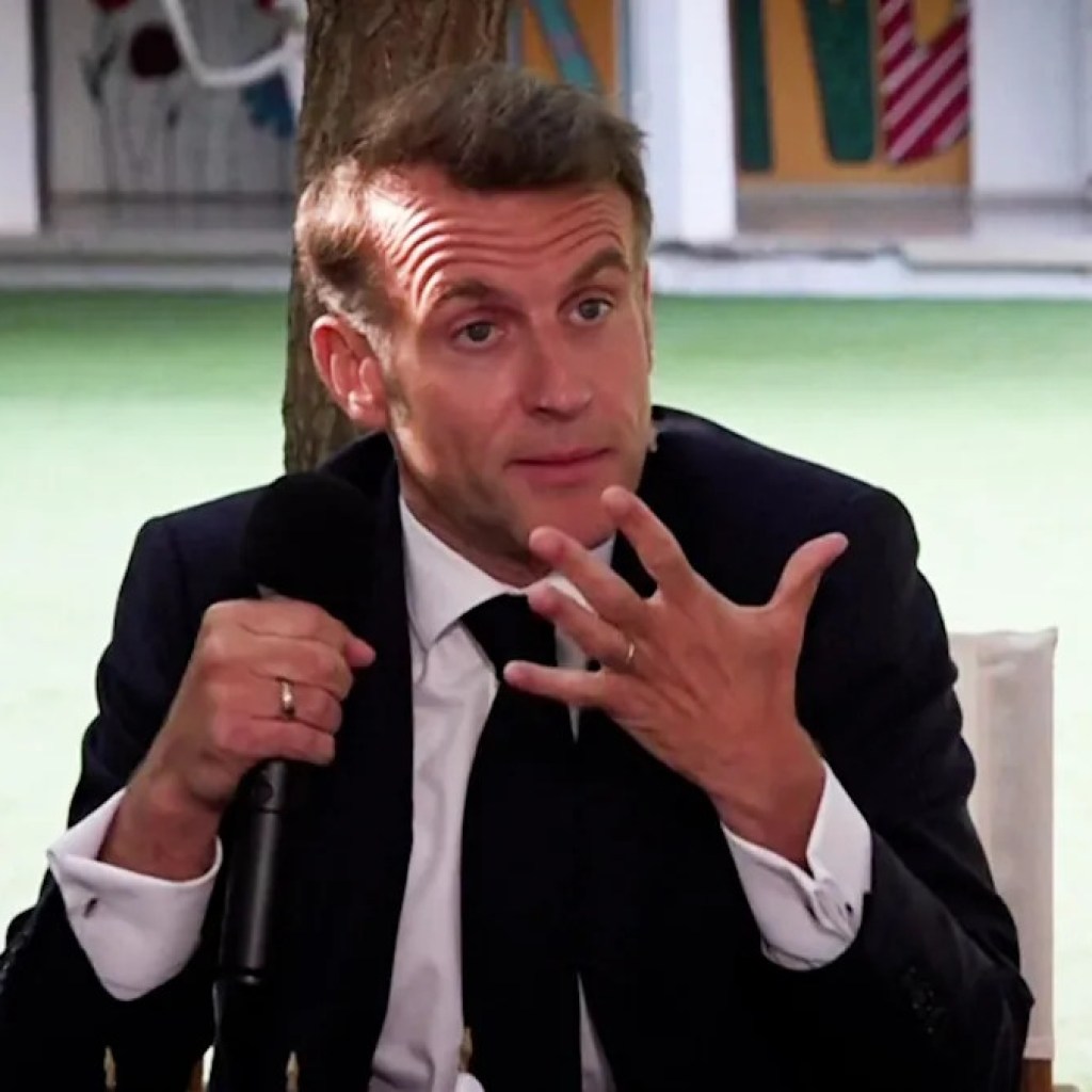 Que fera Emmanuel Macron après 2027 ? Quand le président sème ses indices contradictoires Que fera Emmanuel Macron après 2027 ? Quand le président sème ses indices contradictoires