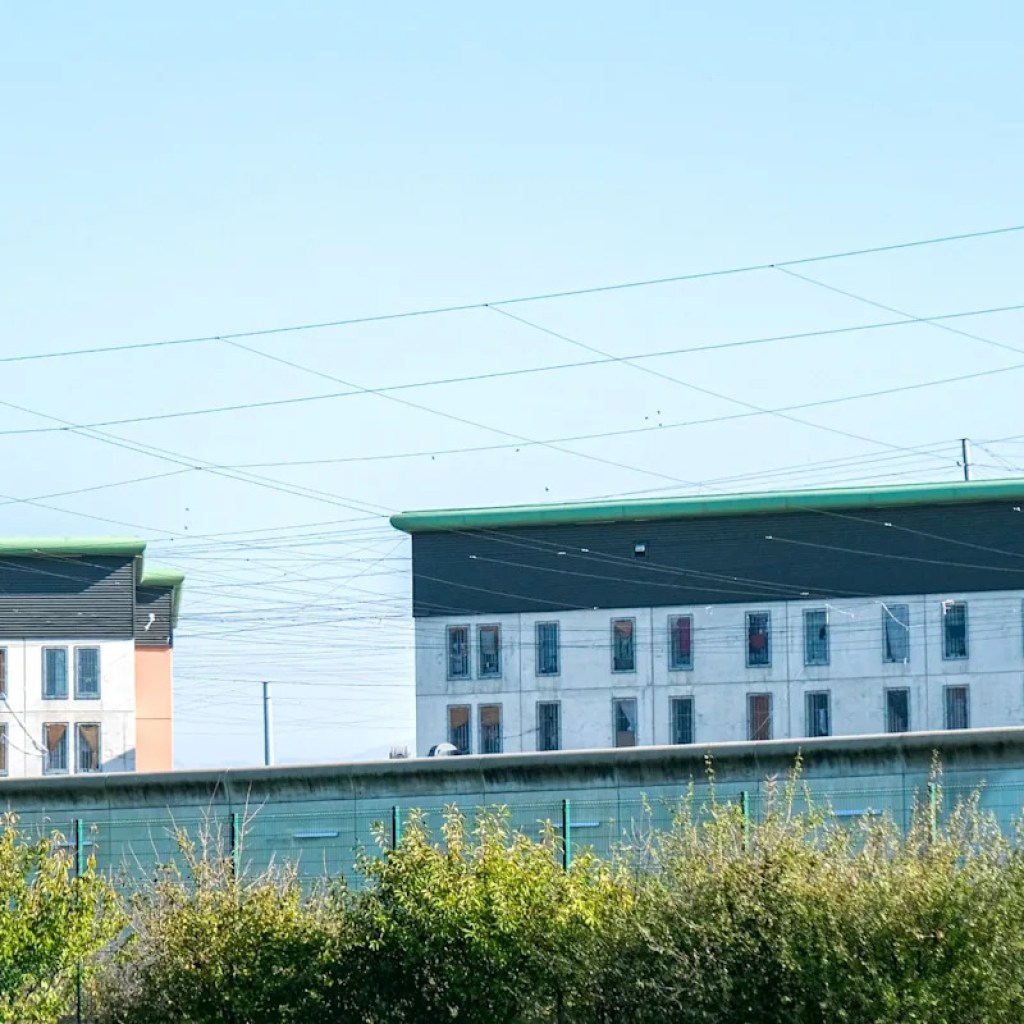 INFO BFMTV. Plus de 2.000 livraisons illégales en prison par drone recensées en 2025, cinq fois plus qu’en 2024 INFO BFMTV. Plus de 2.000 livraisons illégales en prison par drone recensées en 2025, cinq fois plus qu’en 2024