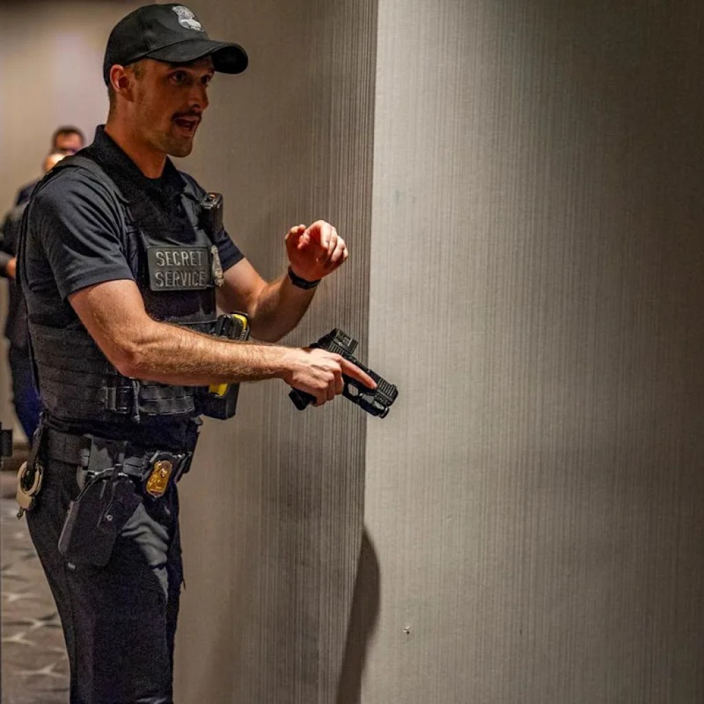 L’attaque au Hilton, un sombre avertissement pour la sécurité du gouvernement Trump L’attaque au Hilton, un sombre avertissement pour la sécurité du gouvernement Trump