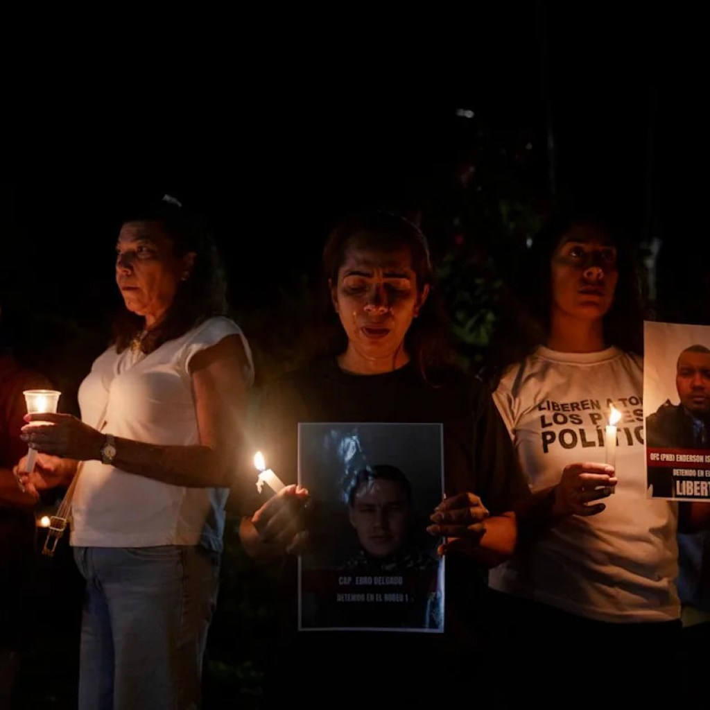 Des Vénézuéliens écrivent à Maduro en prison : “À cause de toi, ma famille a été détruite” Des Vénézuéliens écrivent à Maduro en prison : “À cause de toi, ma famille a été détruite”