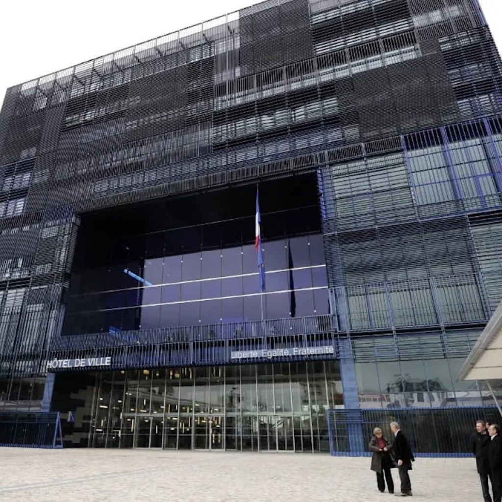 Rodéos urbains, mise en danger d’autrui »: le maire de Montpellier annule un mariage à cause de « débordements routiers Rodéos urbains, mise en danger d’autrui »: le maire de Montpellier annule un mariage à cause de « débordements routiers