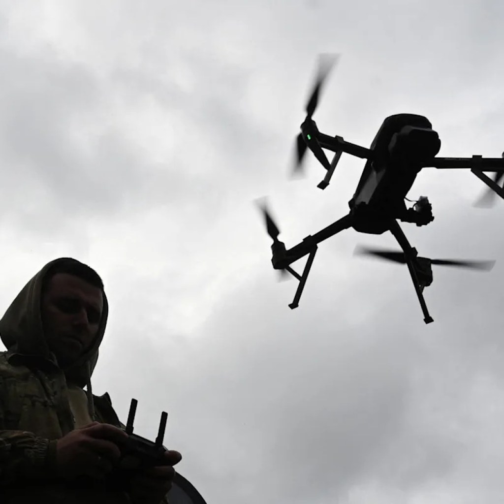 Deux drones non identifiés s’écrasent en Finlande, la piste d’un tir ukrainien évoquée Deux drones non identifiés s’écrasent en Finlande, la piste d’un tir ukrainien évoquée