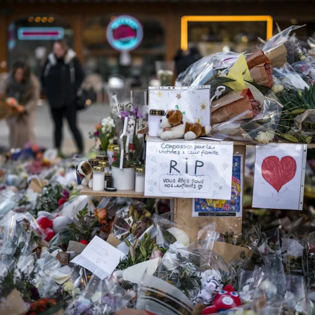 « C’était une scène de chaos »: Marc-Antoine, 14 ans, qui a aidé les victimes de Crans-Montana avant l’arrivée des secours, témoigne « C’était une scène de chaos »: Marc-Antoine, 14 ans, qui a aidé les victimes de Crans-Montana avant l’arrivée des secours, témoigne