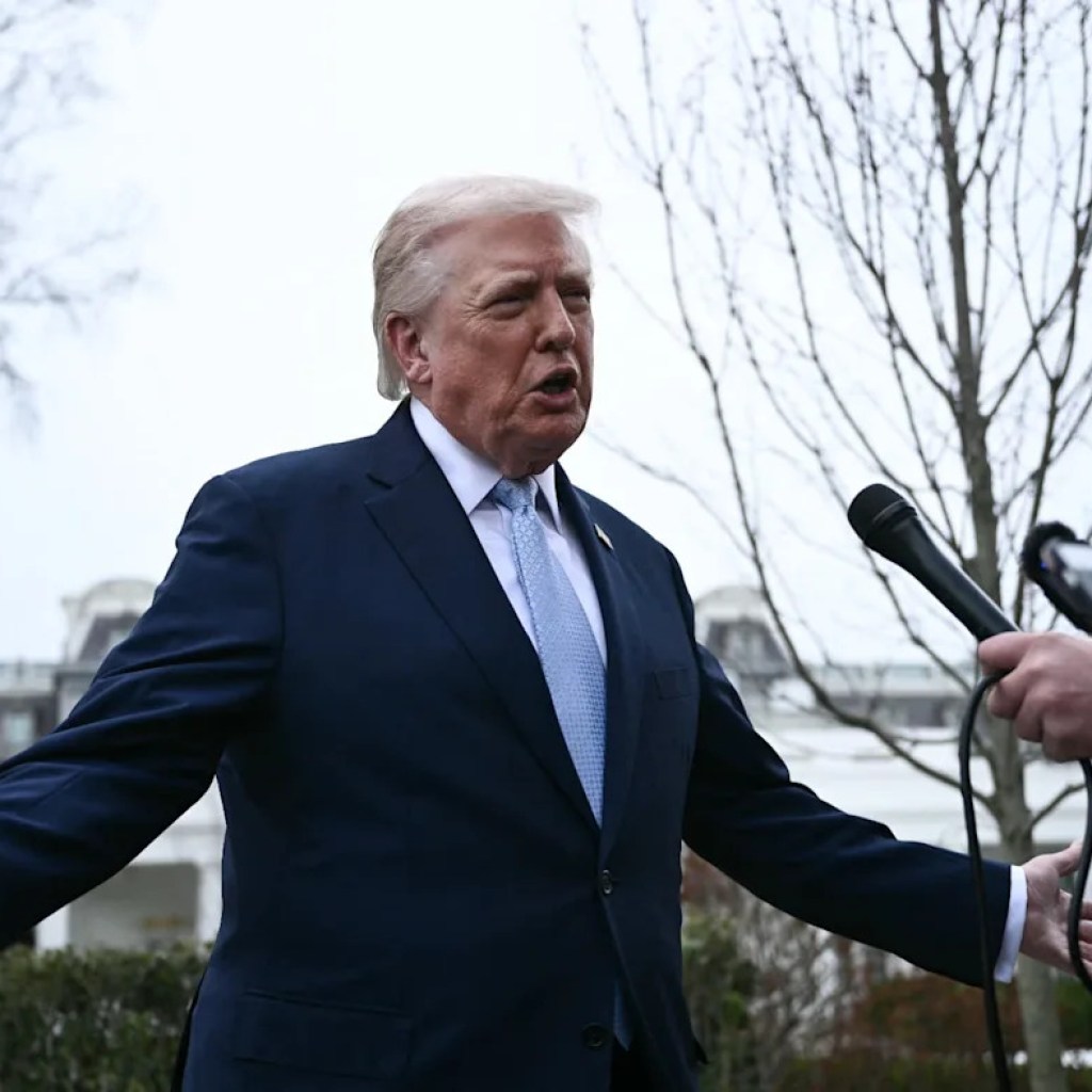 « Trop déséquilibré, dangereux et dérangé »: de nombreux élus démocrates appellent à démettre Donald Trump de ses fonctions après ses menaces contre l’Iran « Trop déséquilibré, dangereux et dérangé »: de nombreux élus démocrates appellent à démettre Donald Trump de ses fonctions après ses menaces contre l’Iran