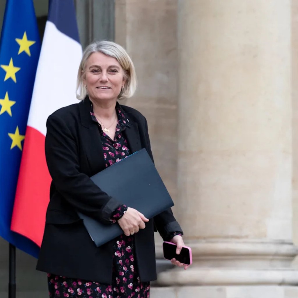 Législative partielle dans le Loiret: la ministre de la Santé Stéphanie Rist l’emporte Législative partielle dans le Loiret: la ministre de la Santé Stéphanie Rist l’emporte