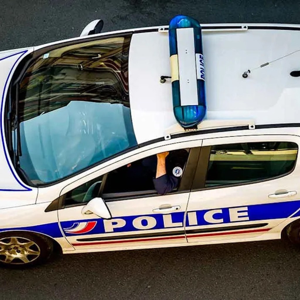Après la mairie, la mosquée d’Agen également visée par un courrier contenant des menaces de mort et des balles de fusil Après la mairie, la mosquée d’Agen également visée par un courrier contenant des menaces de mort et des balles de fusil