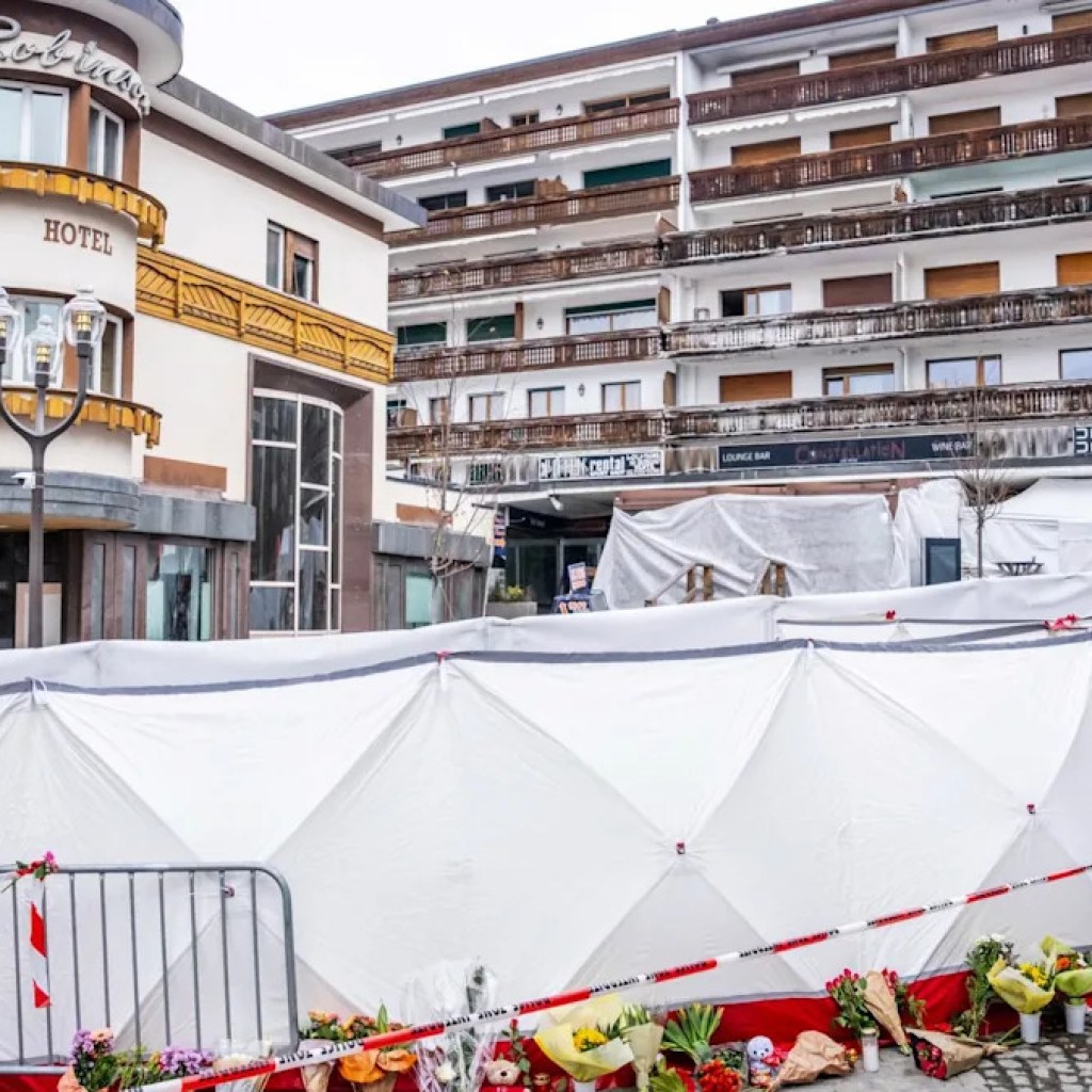 Après le drame à Crans-Montana, les autorités avancent une piste sur l’origine de « l’embrasement général » Après le drame à Crans-Montana, les autorités avancent une piste sur l’origine de « l’embrasement général »