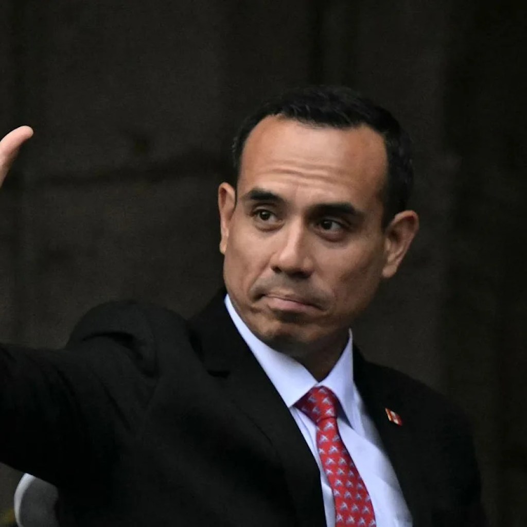 Au Pérou, un air de “déjà-vu” après la destitution du président Jerí Au Pérou, un air de “déjà-vu” après la destitution du président Jerí