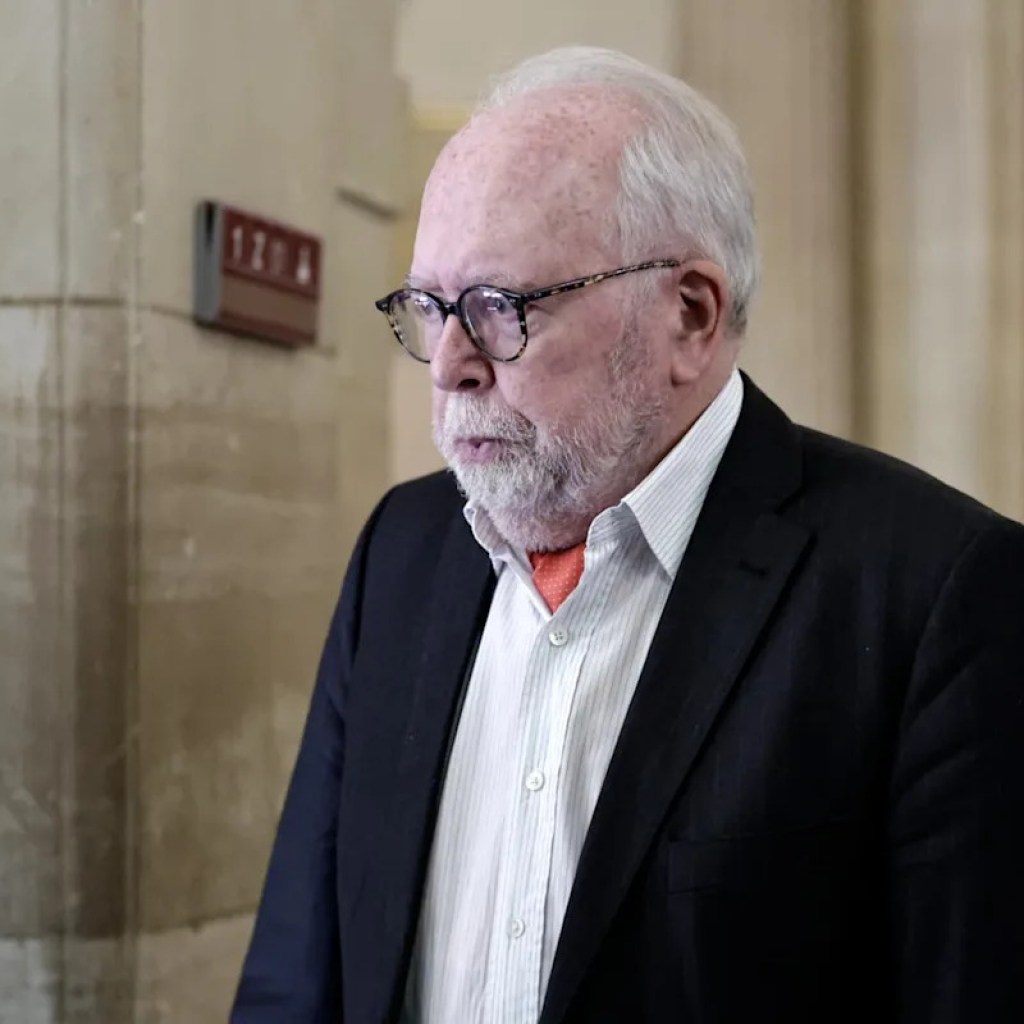 « Des erreurs administratives ont pu être commises »: l’ancien trésorier du FN en difficulté au procès en appel des assistants des eurodéputés du parti « Des erreurs administratives ont pu être commises »: l’ancien trésorier du FN en difficulté au procès en appel des assistants des eurodéputés du parti