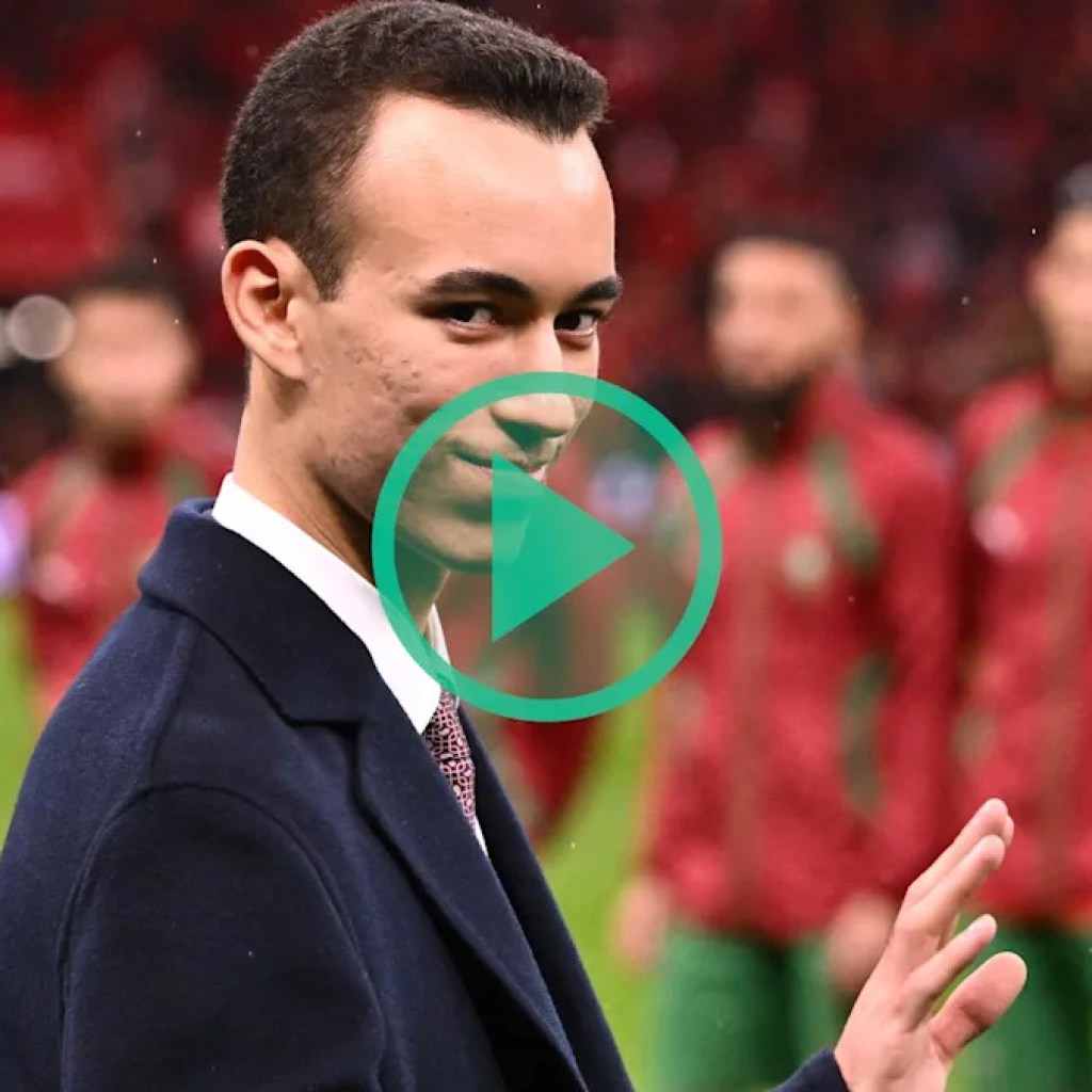 À la CAN, Moulay El Hassan, le fils du roi du Maroc le représente aussi pour faire passer un message À la CAN, Moulay El Hassan, le fils du roi du Maroc le représente aussi pour faire passer un message