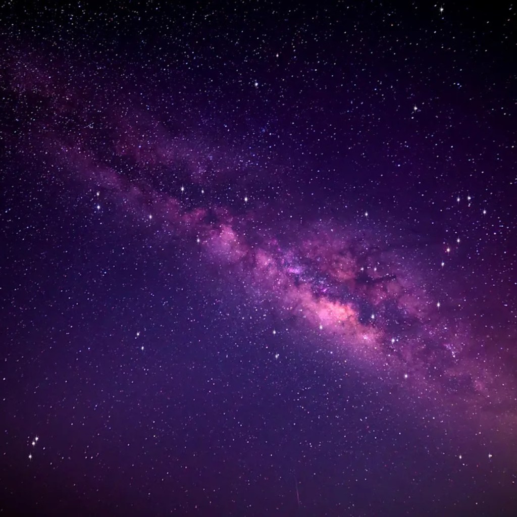 Cette mystérieuse lueur venue du centre de la galaxie interroge les astronomes Cette mystérieuse lueur venue du centre de la galaxie interroge les astronomes