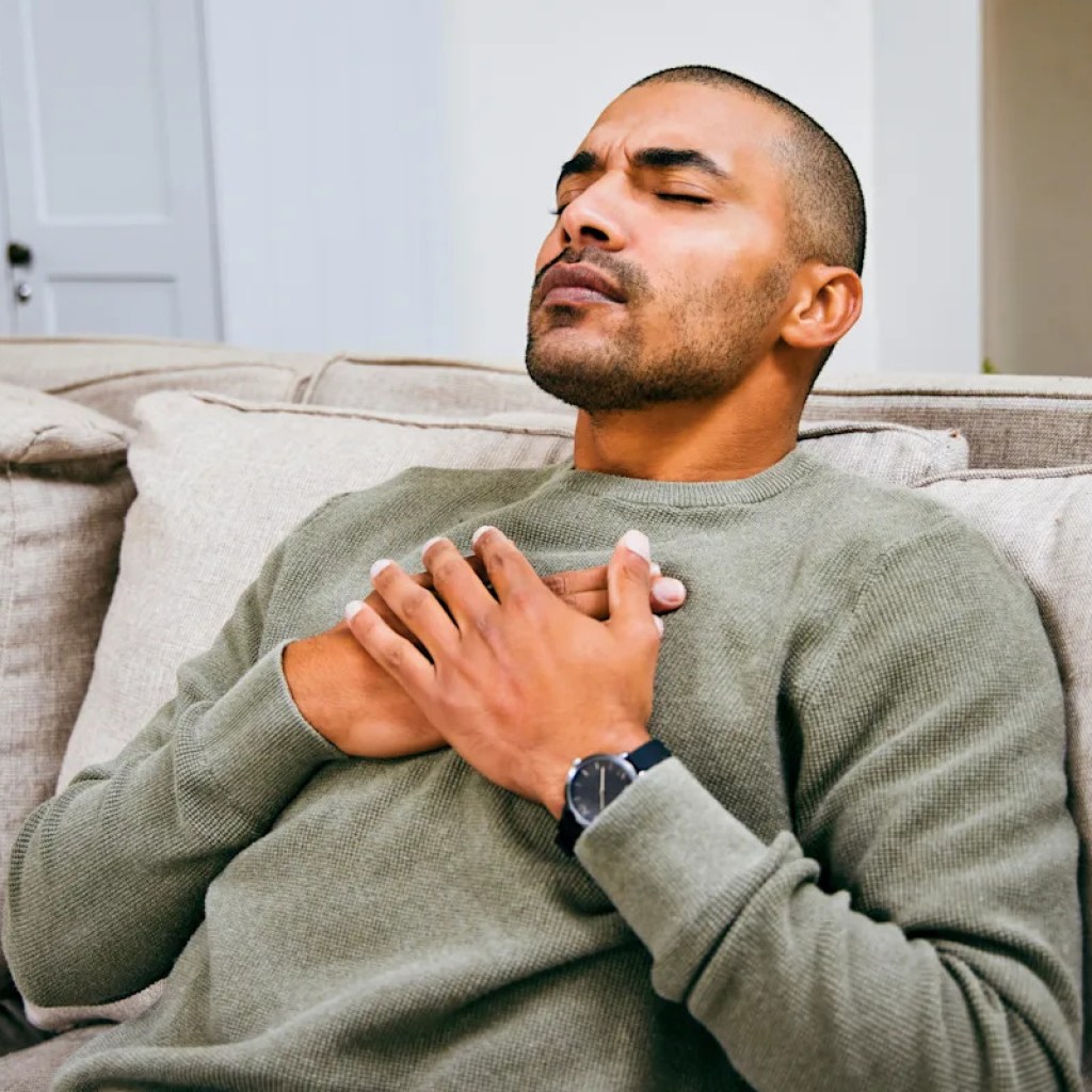 Ce symptôme étrange sur vos jambes pourrait cacher un grave danger pour votre cœur Ce symptôme étrange sur vos jambes pourrait cacher un grave danger pour votre cœur