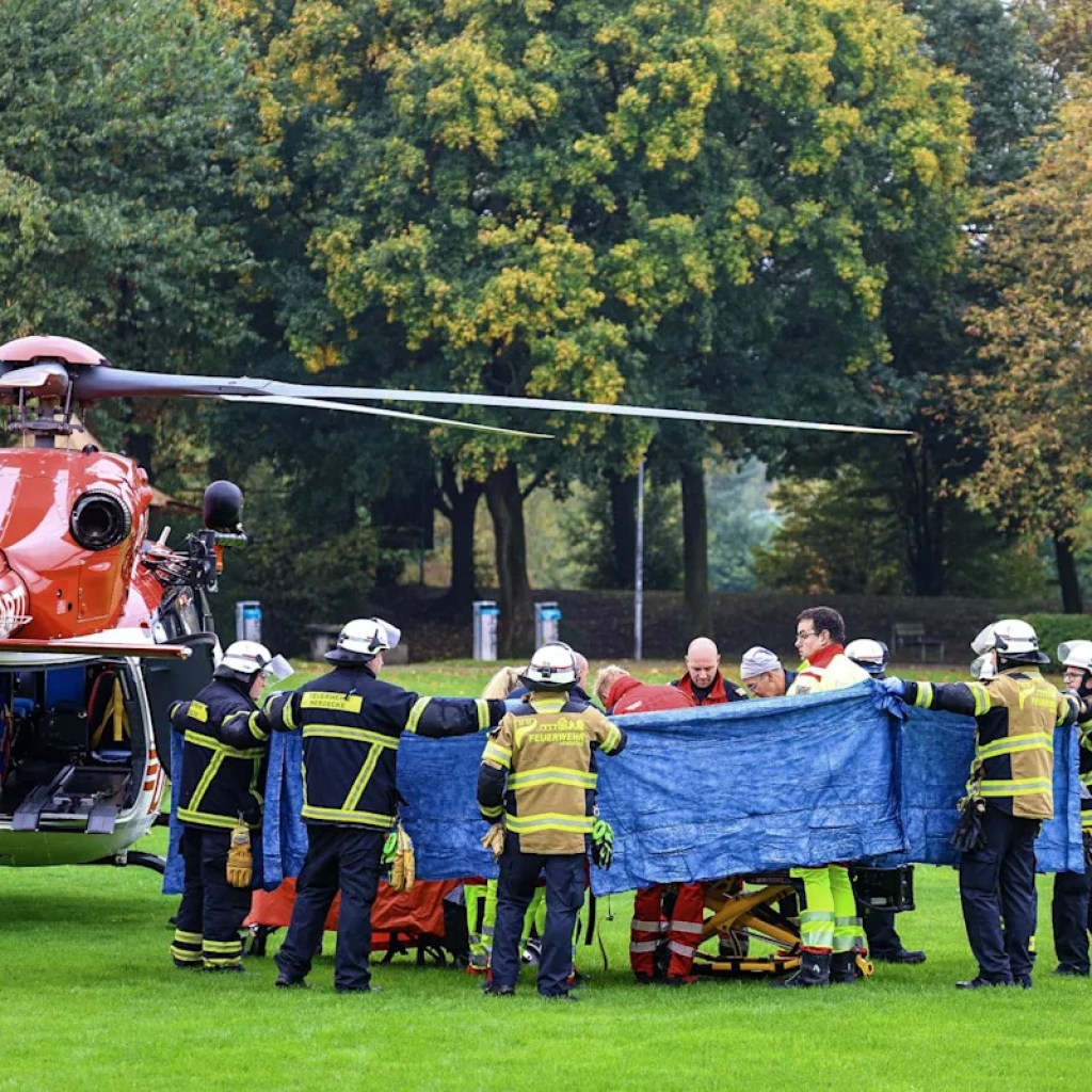 l’élue a été poignardée par sa fille, selon la police l’élue a été poignardée par sa fille, selon la police