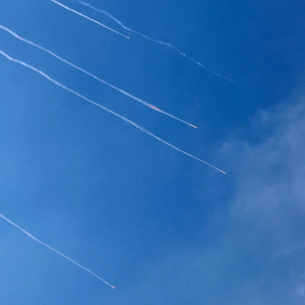 Guerre au Moyen-Orient: un missile tiré depuis l’Iran et se dirigeant vers l’espace aérien turc détruit par les systèmes de l’Otan Guerre au Moyen-Orient: un missile tiré depuis l’Iran et se dirigeant vers l’espace aérien turc détruit par les systèmes de l’Otan