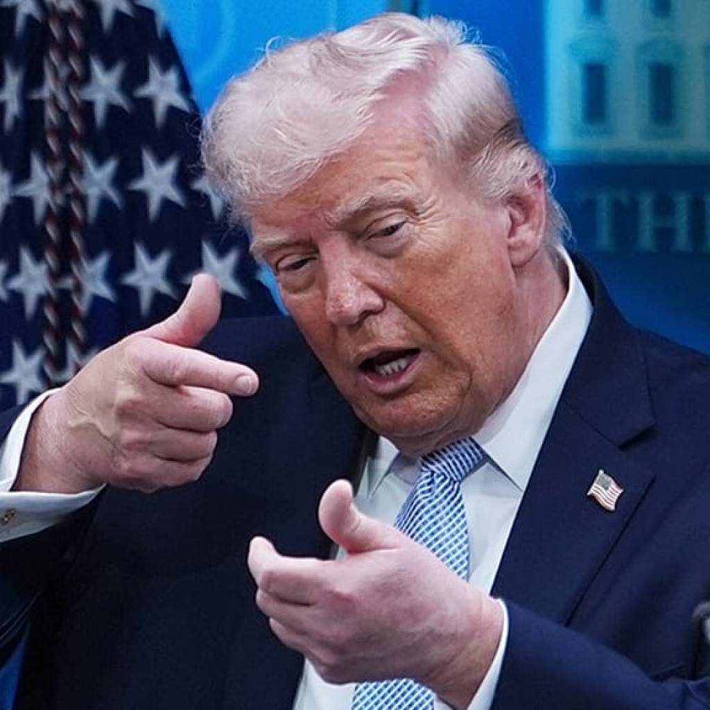 Trump envisage de réduire les effectifs en Espagne et en Italie en raison de désaccords persistants sur la guerre en Iran Trump envisage de réduire les effectifs en Espagne et en Italie en raison de désaccords persistants sur la guerre en Iran