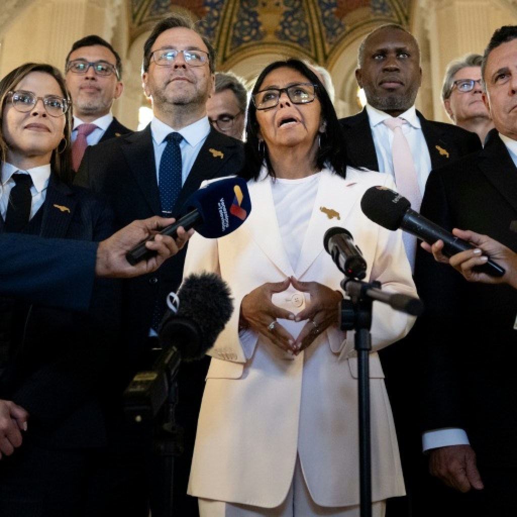 Différend Venezuela-Guyana : la présidente vénézuélienne par intérim réclame des négociations Différend Venezuela-Guyana : la présidente vénézuélienne par intérim réclame des négociations