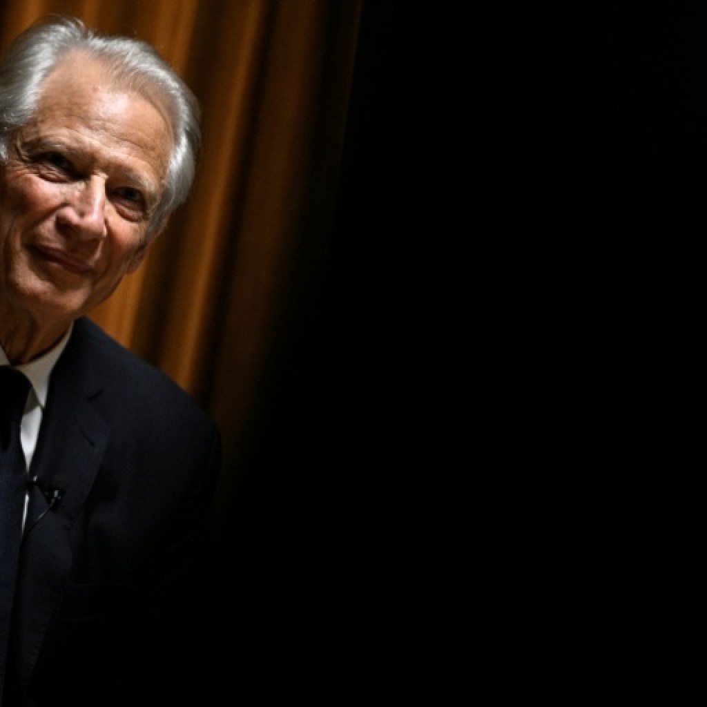 Villepin a rendu les statuettes qu’il avait reçues en cadeau au Quai d’Orsay, selon son entourage Villepin a rendu les statuettes qu’il avait reçues en cadeau au Quai d’Orsay, selon son entourage