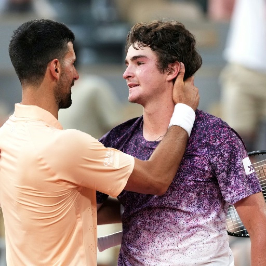 Roland-Garros: Djokovic prend la porte dès le 3e tour, encore un favori au tapis Roland-Garros: Djokovic prend la porte dès le 3e tour, encore un favori au tapis