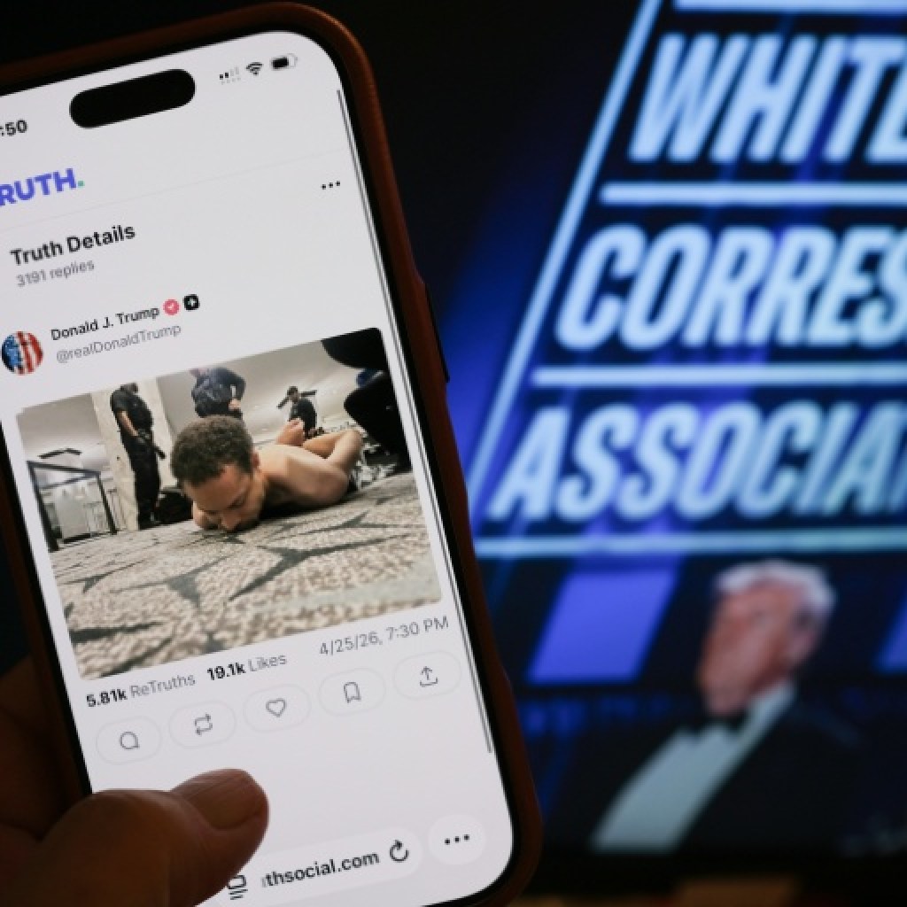 Quand les tirs au gala de la presse ravivent des théories du complot sur Trump Quand les tirs au gala de la presse ravivent des théories du complot sur Trump