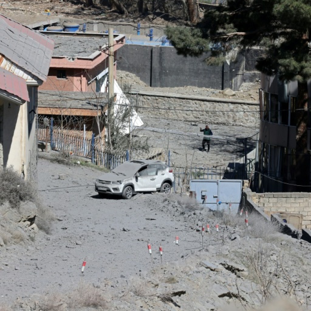 En Iran, des ingénieurs pleurent leur plus grand pont, bombardé par Trump En Iran, des ingénieurs pleurent leur plus grand pont, bombardé par Trump