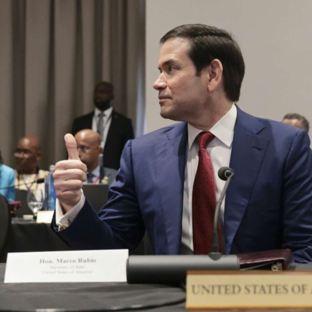 Rubio appelle à un « changement radical » à Cuba, asphyxiée Rubio appelle à un « changement radical » à Cuba, asphyxiée