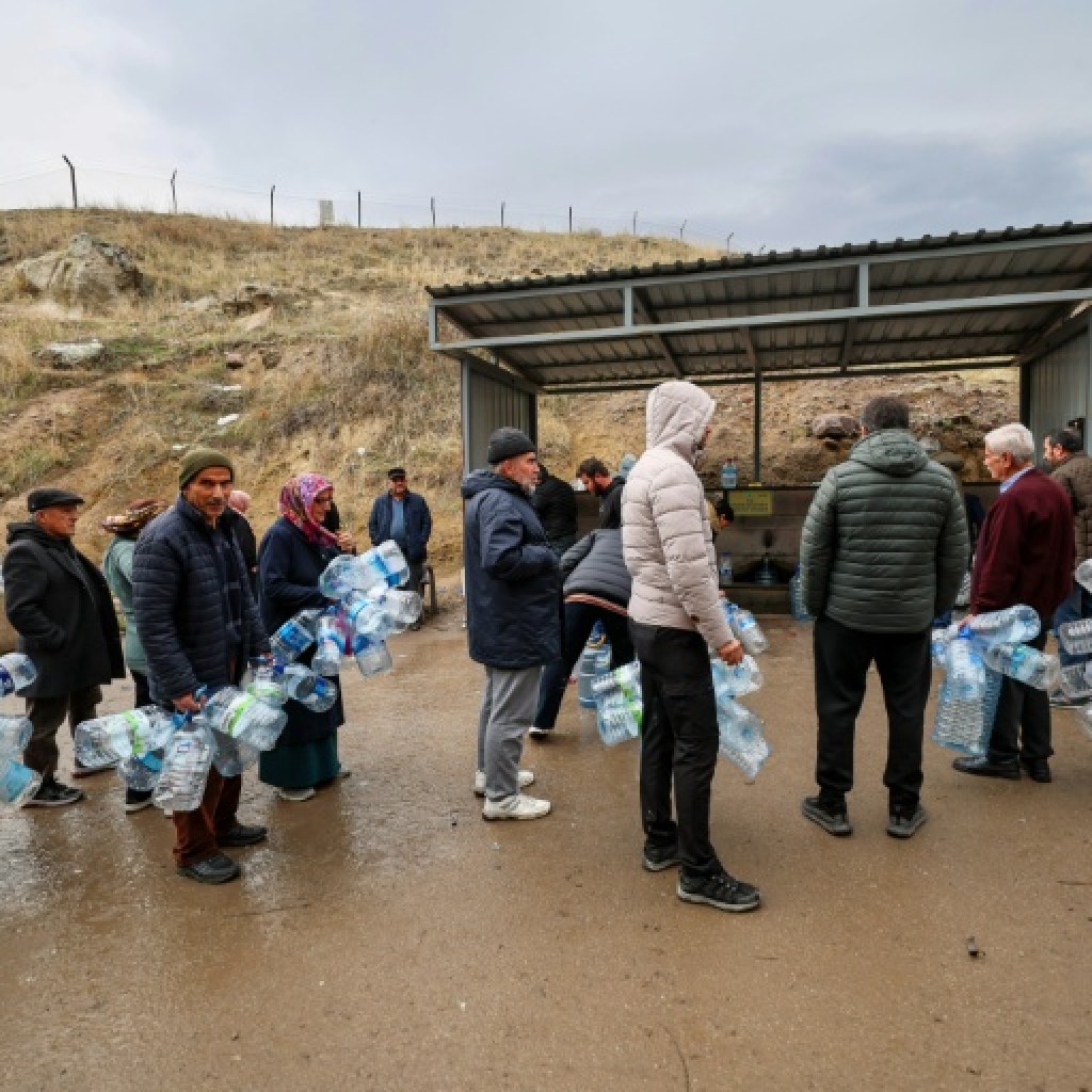 Turquie: « sécheresse record » à Ankara où des coupures d’eau perdurent Turquie: « sécheresse record » à Ankara où des coupures d’eau perdurent