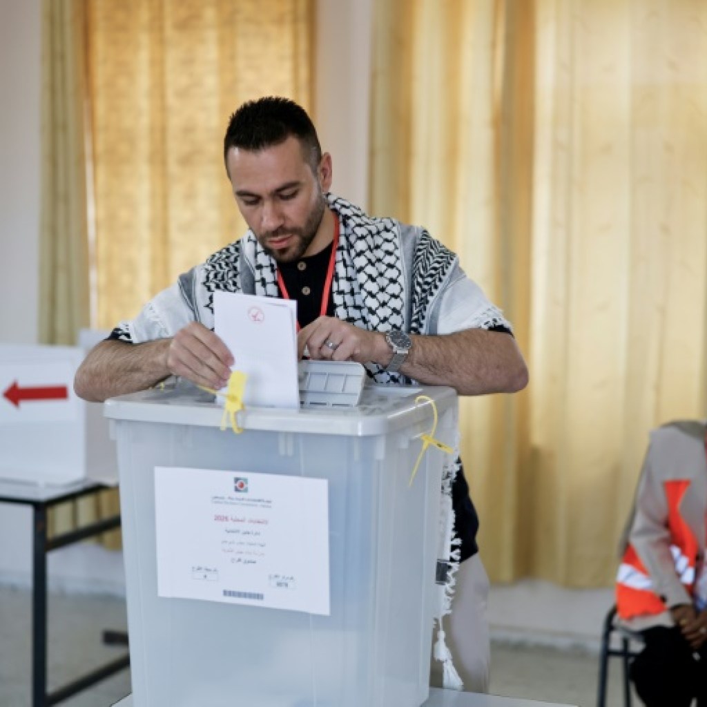 Des Palestiniens votent pour les municipales, premier scrutin depuis la guerre à Gaza Des Palestiniens votent pour les municipales, premier scrutin depuis la guerre à Gaza