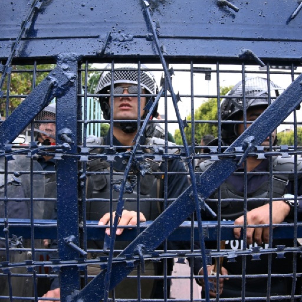 Népal: détention prolongée pour l’ex-Premier ministre, nouvelle arrestation d’un membre de l’ancien gouvernement Népal: détention prolongée pour l’ex-Premier ministre, nouvelle arrestation d’un membre de l’ancien gouvernement