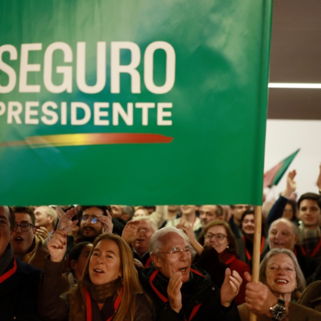 Présidentielle au Portugal: centre gauche et extrême droite s’affronteront au second tour Présidentielle au Portugal: centre gauche et extrême droite s’affronteront au second tour