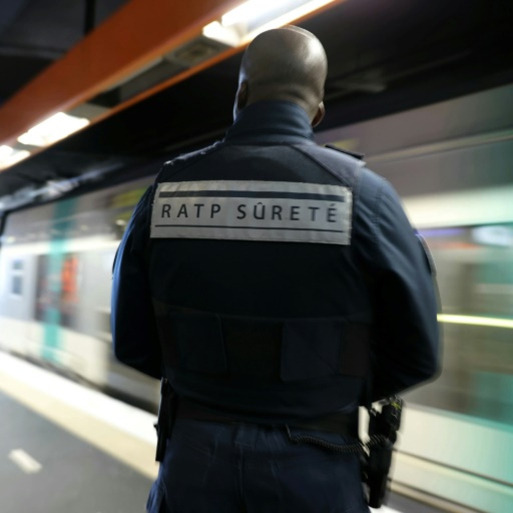 Les agents de sûreté SNCF et RATP autorisés à porter des pistolets à impulsions électriques à titre expérimental Les agents de sûreté SNCF et RATP autorisés à porter des pistolets à impulsions électriques à titre expérimental