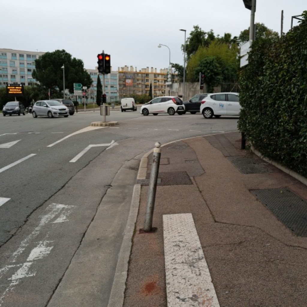 Femme abattue devant son bébé à Nice: la piste intrafamiliale privilégiée Femme abattue devant son bébé à Nice: la piste intrafamiliale privilégiée