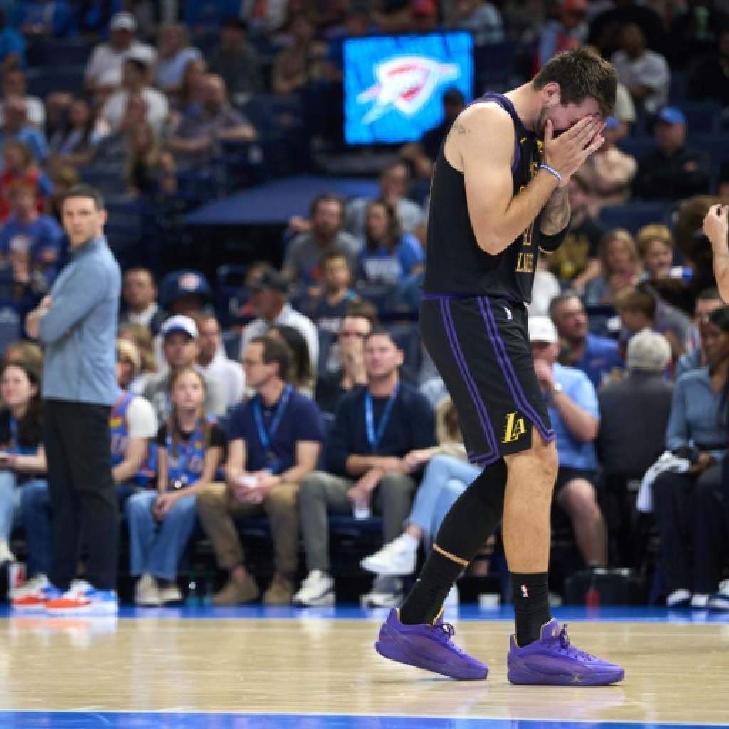 NBA: le Thunder écrase les Lakers, Doncic sorti blessé NBA: le Thunder écrase les Lakers, Doncic sorti blessé