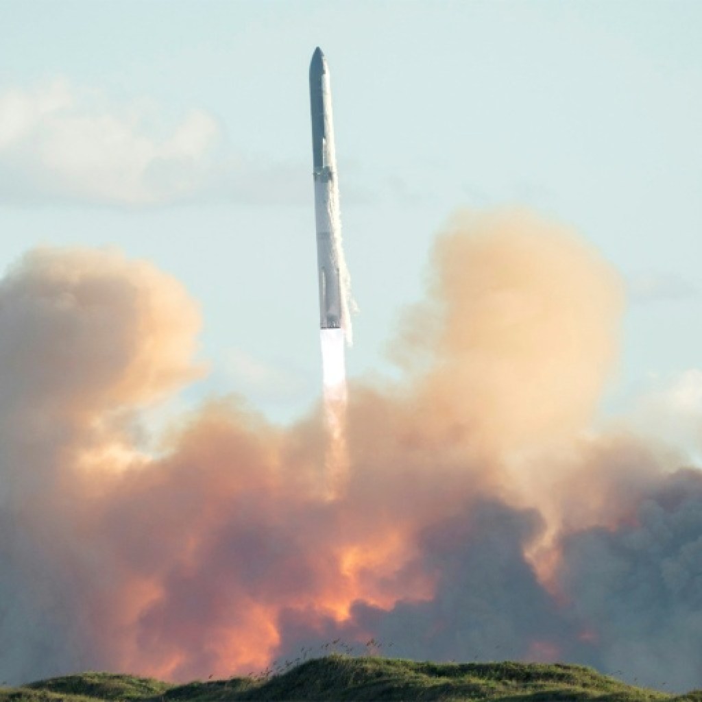 SpaceX reporte le lancement très attendu de sa fusée Starship SpaceX reporte le lancement très attendu de sa fusée Starship