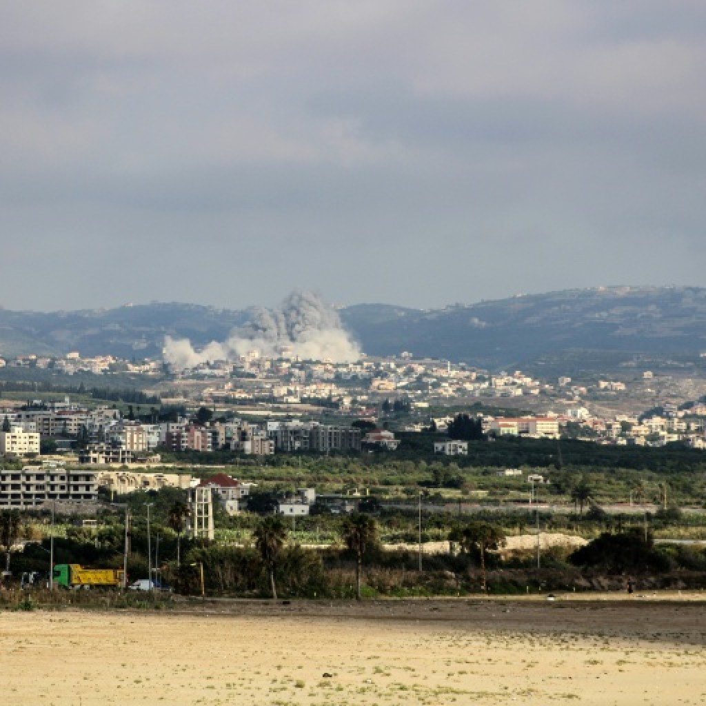 Liban: frappes sur la ville de Nabatiyé dans le sud, 11 morts dans un raid sur l’est Liban: frappes sur la ville de Nabatiyé dans le sud, 11 morts dans un raid sur l’est