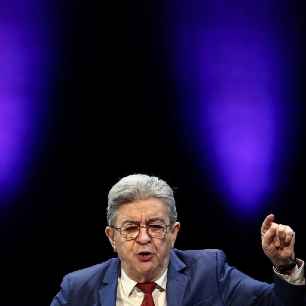 La présidentielle « n’est pas jouée d’avance » prévient Mélenchon dans une lettre aux Français La présidentielle « n’est pas jouée d’avance » prévient Mélenchon dans une lettre aux Français