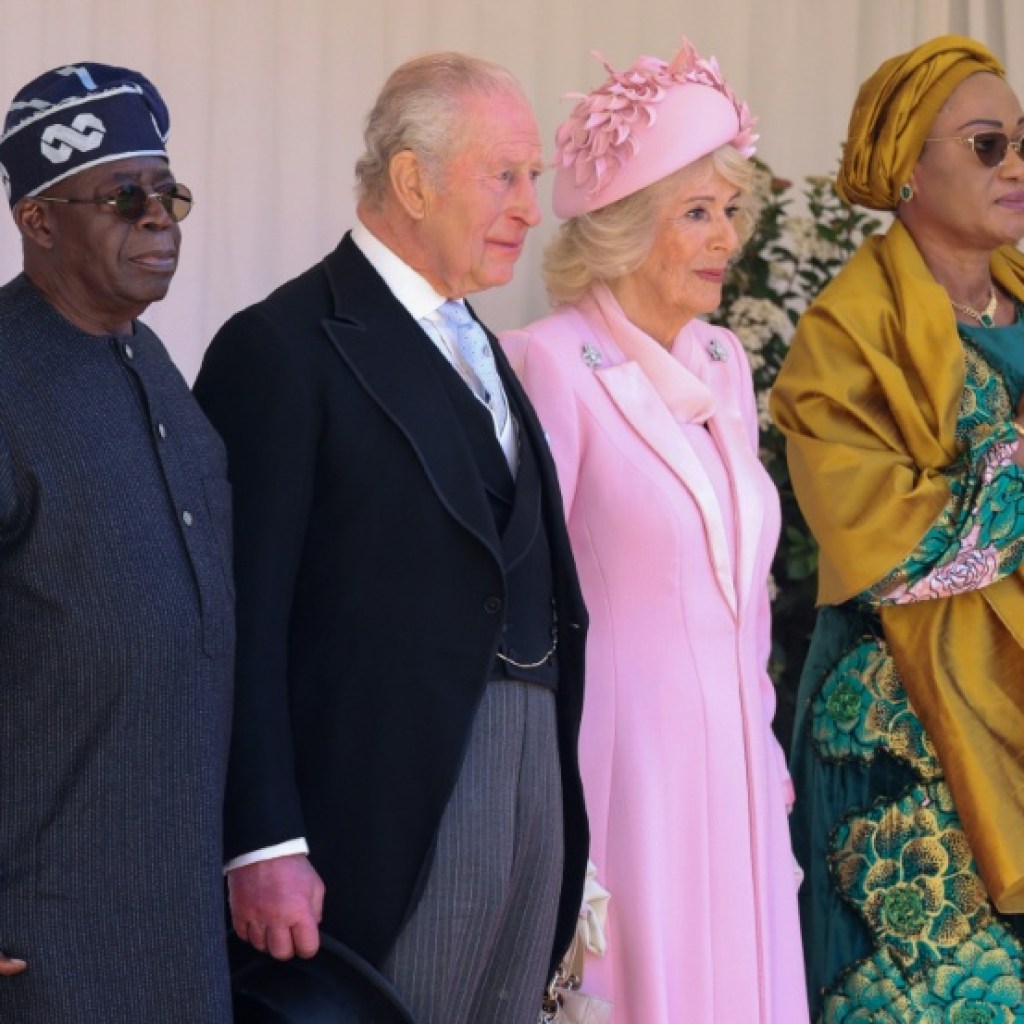 Faste royal et coups de canon: le président nigérian démarre sa visite d’Etat au Royaume-Uni Faste royal et coups de canon: le président nigérian démarre sa visite d’Etat au Royaume-Uni