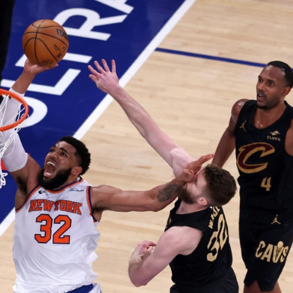 Play-offs NBA: les Knicks renversants, les Cavaliers s’effondrent pour débuter la finale à l’Est Play-offs NBA: les Knicks renversants, les Cavaliers s’effondrent pour débuter la finale à l’Est
