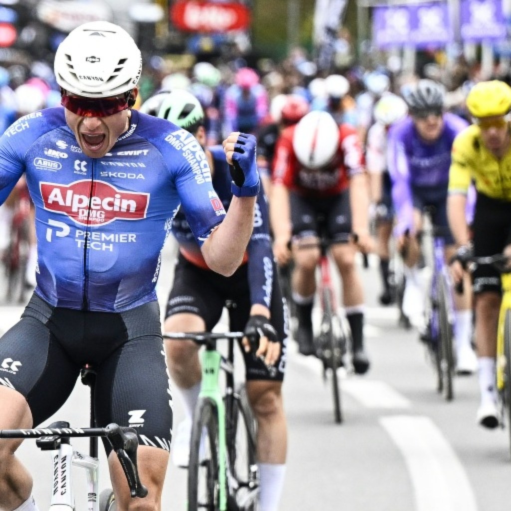 In Flanders Fields/Wevelgem: Philipsen s’impose, avec les compliments de Van der Poel In Flanders Fields/Wevelgem: Philipsen s’impose, avec les compliments de Van der Poel