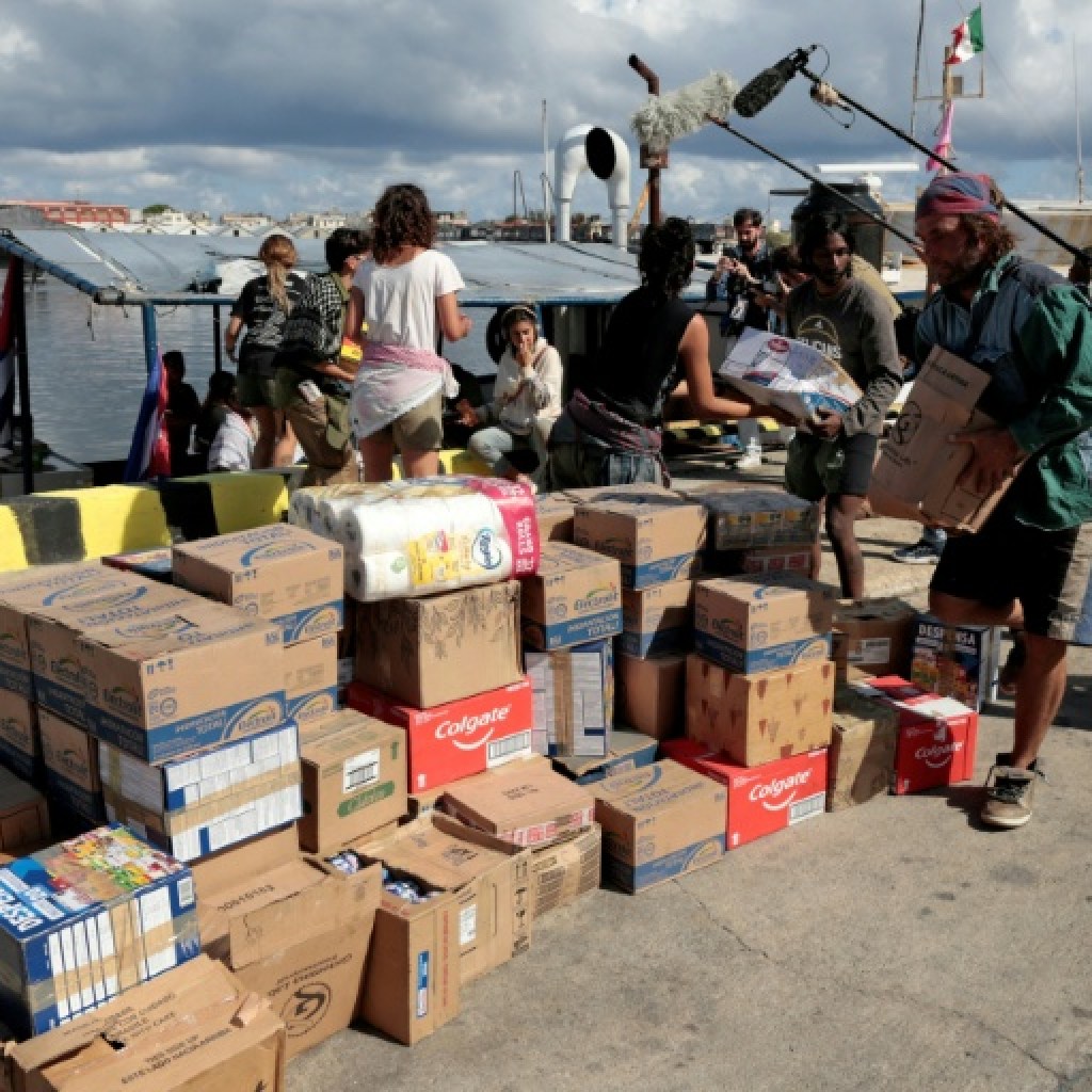 Cuba: deux voiliers d’aide humanitaire arrivent à La Havane après une perte de contact Cuba: deux voiliers d’aide humanitaire arrivent à La Havane après une perte de contact